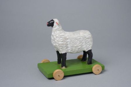 Mouton sur roulettes