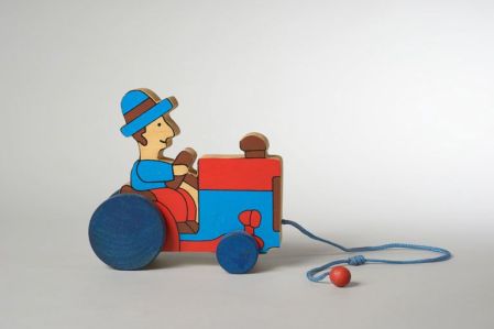 Jouet à tirer ; tracteur (miniature)