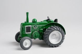 Tracteur Field-Marshall