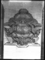 plaque de verre ; Bordeaux - Armes de la ville provenant du monument Louis XV