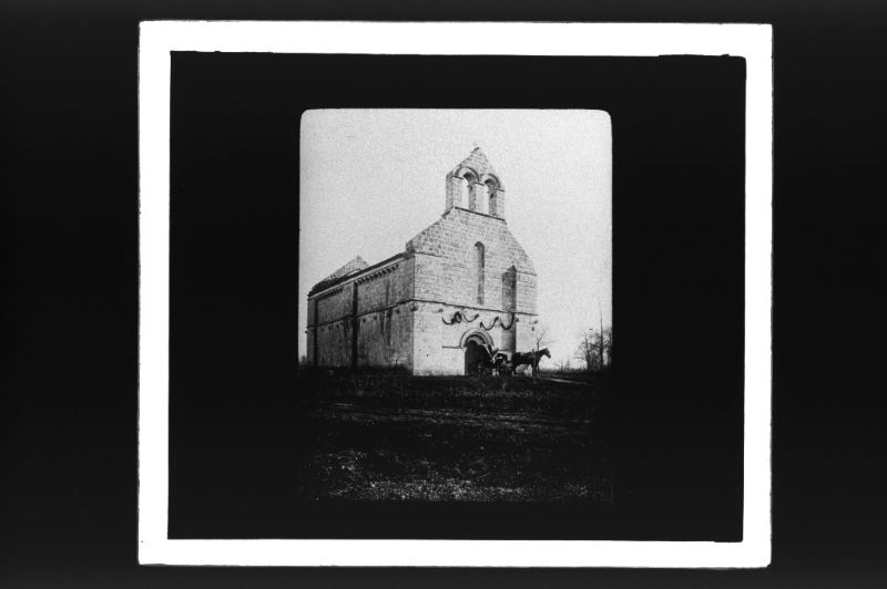 plaque de verre photographique ; Eglise templière de Magrigne