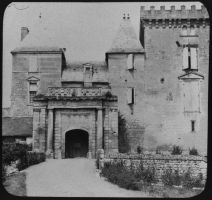 plaque de verre photographique ; Vayres, château - entrée