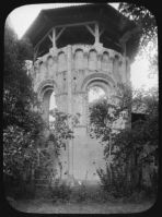 plaque de verre photographique ; La Sauve (Gironde), Abbaye, chœur vue extérieure