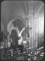 plaque de verre photographique ; Rions, église Saint Seurin : intérieur