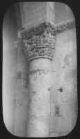 plaque de verre photographique ; La Sauve (Gironde) Abbaye, chapiteau, Martyre de St Jean