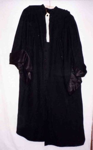 uniforme ; robe