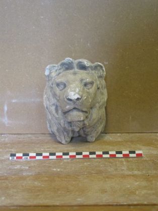 Statuette ; Tête de lion