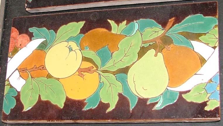 plaque décorative (élément) ; frise