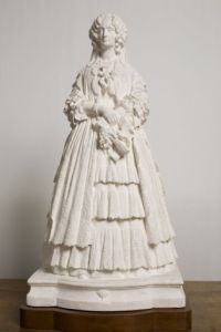 Statuette en pied de la reine Marie-Amélie
d’après Winterhalter ; La reine Marie-Amélie (970.001.001)