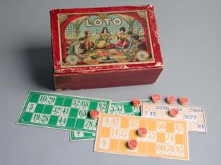 Jeu de loterie ; Carton ; Lot (1993.14.98)