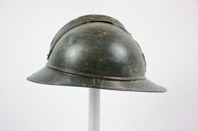 Casque Adrian modèle 1915 avec insigne du génie.