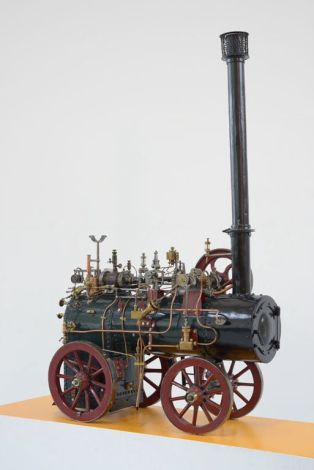 Locomobile à vapeur (maquette)