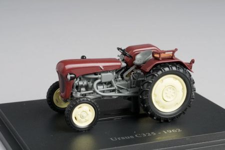 Tracteur Ursus C325 - 1962
