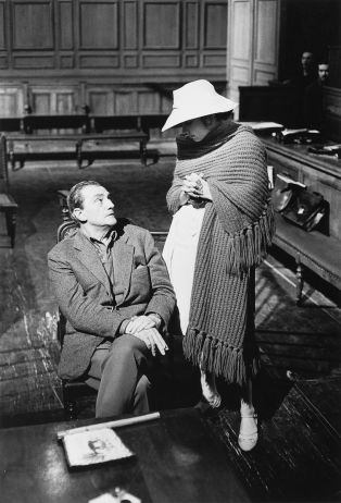 "Cinéma", Luchino Visconti, Anna Karina, Tournage de « L'Étranger » ; © Marquis Jean