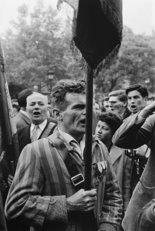 "Manifestations", Place de la République, Paris, 1958 ; © Marquis Jean