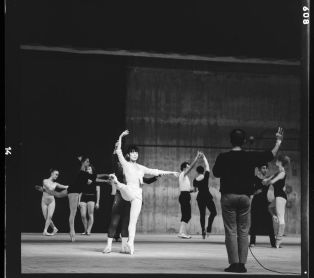 Béjart, le ballet du XX siècle ; © Titulaire(s) des droits : DIAZ Marie Jésus