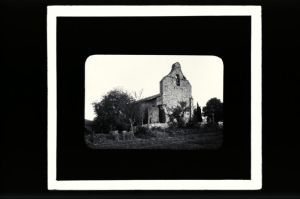 plaque de verre photographique ; Courpiac, église - abside