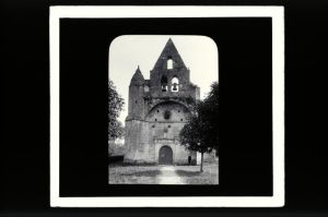 plaque de verre photographique ; Fontet, église