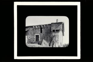 plaque de verre photographique ; Bassane, Gironde, Moulin de Piis, machicoulis