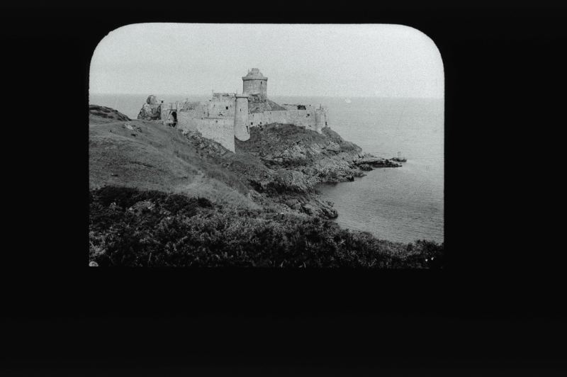plaque de verre photographique ; Fréhel : Fort La Latte