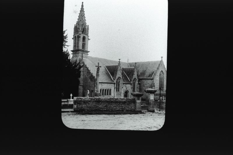 plaque de verre photographique ; Moustoir (Le) : église