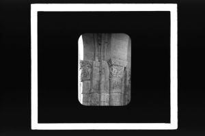 plaque de verre photographique ; Gironde, Lignan, église, châpiteau du transept