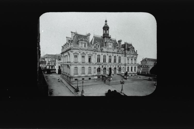 plaque de verre photographique ; Vannes : Hôtel de Ville