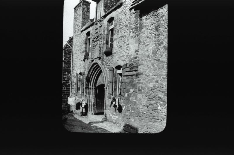 plaque de verre photographique ; Carhaix-Plouguer : ancien couvent des Augustins