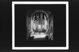 plaque de verre photographique ; Saint-Ferme, intérieur de l’église