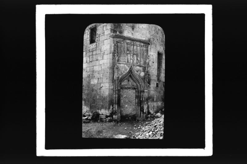 plaque de verre photographique ; Périgueux, porte du château Barrière