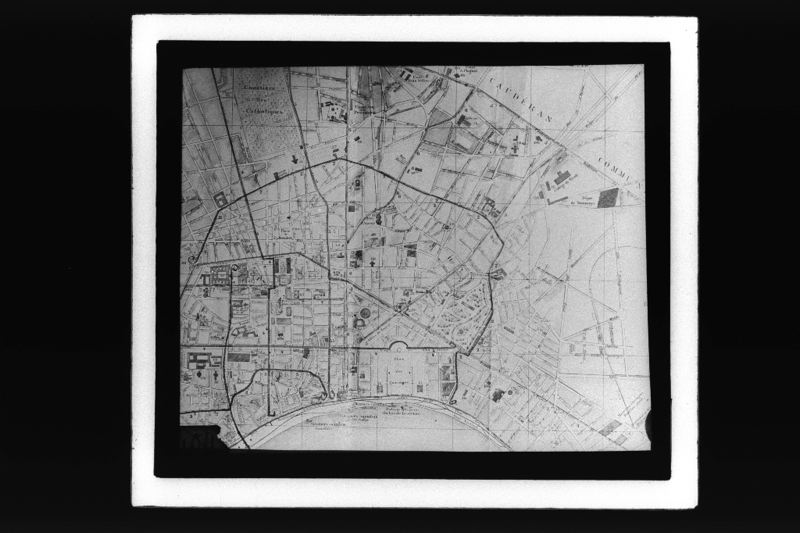 diapositive sur verre ; Partie du Plan de Bordeaux - Quartier Saint Seurin - 1880