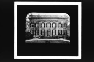 diapositive sur verre ; Bordeaux - Hôtel de Basquiat,Cours d'Albret n° 29 (actuellement Hôtel du Recteur de l'Université) - Construit par Lhôte,1778
