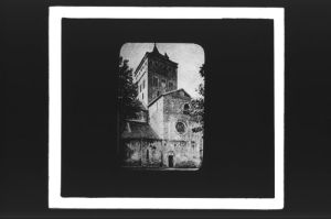 plaque de verre photographique ; église de Sauveterre