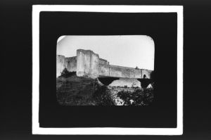 plaque de verre photographique ; château de Bénauges, partie du XIII