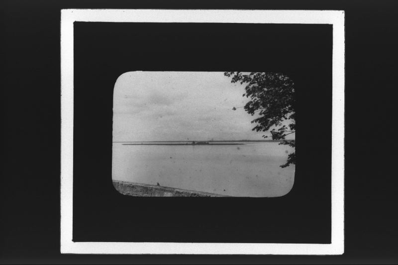 plaque de verre photographique ; Blaye, l’île du paté