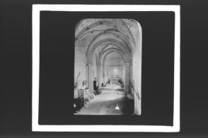 plaque de verre photographique ; Pujols, intérieur de l’église