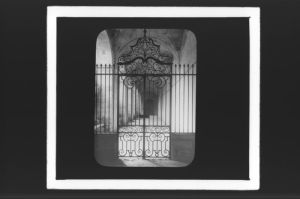 plaque de verre photographique ; La Réole, Grille du cloître