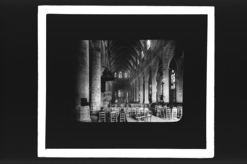 plaque de verre photographique ; Bazas, La cathédrale, intérieur