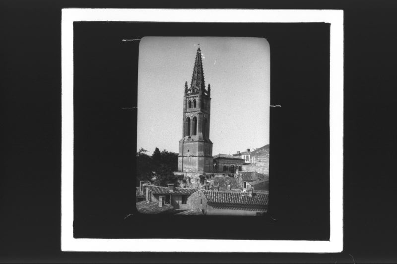 plaque de verre photographique ; Saint-Emilion, Clocher de l’église souterraine