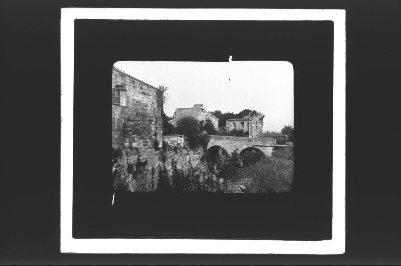 plaque de verre photographique ; Saint-Emilion, Remparts & douves nord