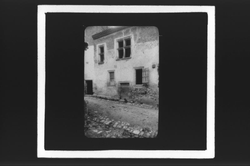 plaque de verre photographique ; Saint-Macaire, Maison du XVI ème