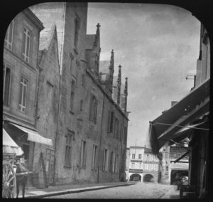 plaque de verre photographique ; Libourne, Hôtel de Ville avant les réparations
