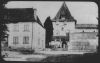 plaque de verre photographique ; Un village basque : l’ég...