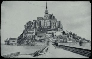 plaque de verre photographique ; Mont-Saint-Michel (Le) : vu de la digue