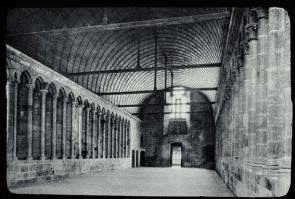 plaque de verre photographique ; Mont-Saint-Michel (Le) : La Merveille : réfectoire
