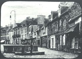 plaque de verre photographique ; Dol-de-Bretagne : la mairie