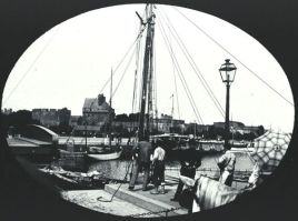 plaque de verre photographique ; Saint-Malo : le pont tournant