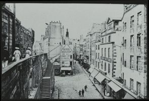 plaque de verre photographique ; Saint-Malo : place de la grande porte