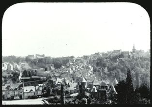 plaque de verre photographique ; Fougères : vue prise depuis la Tour Mélusine