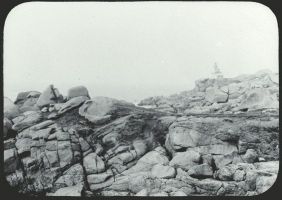 plaque de verre photographique ; Perros-Guirec : Ploumanach : la côte, le phare